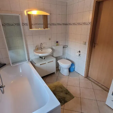 بيت للعطل Am Mueritz Nationalpark *